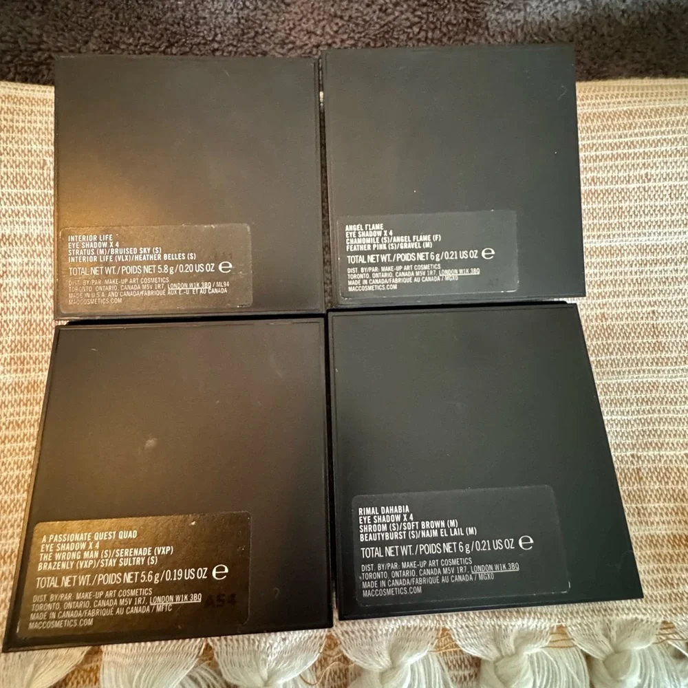 MAC Cosmetics Eyeshadow Quad - Cream, Brown, Purple, Pink - Picture 4 of 4